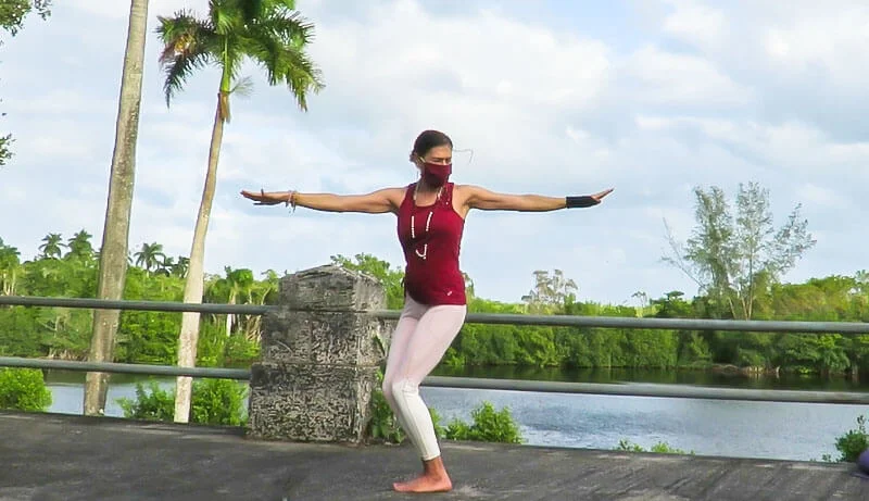 Yoga de pie