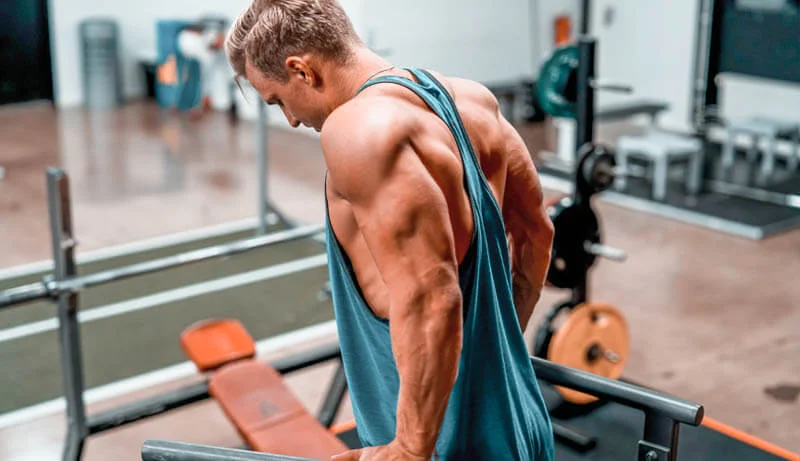 5 ejercicios para desarrollar tus tríceps