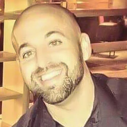 Autor – Javier Ayerra Jones