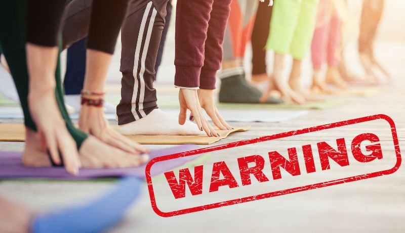 Las 5 posturas de yoga más peligrosas