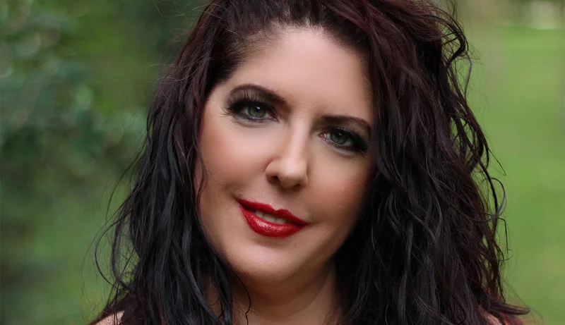 EL PODER TRANSFORMADOR DEL YOGA DETOX