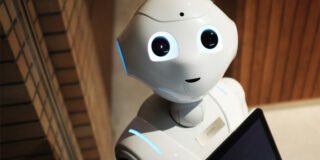 HOW TECHNOLOGY IS TRANSFORMING THE FINANCIAL SECTOR