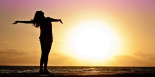 108 Saludo al sol